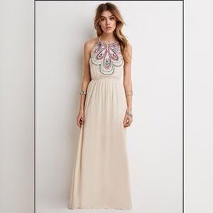 NWOT 🌿 Boho Halter Maxi